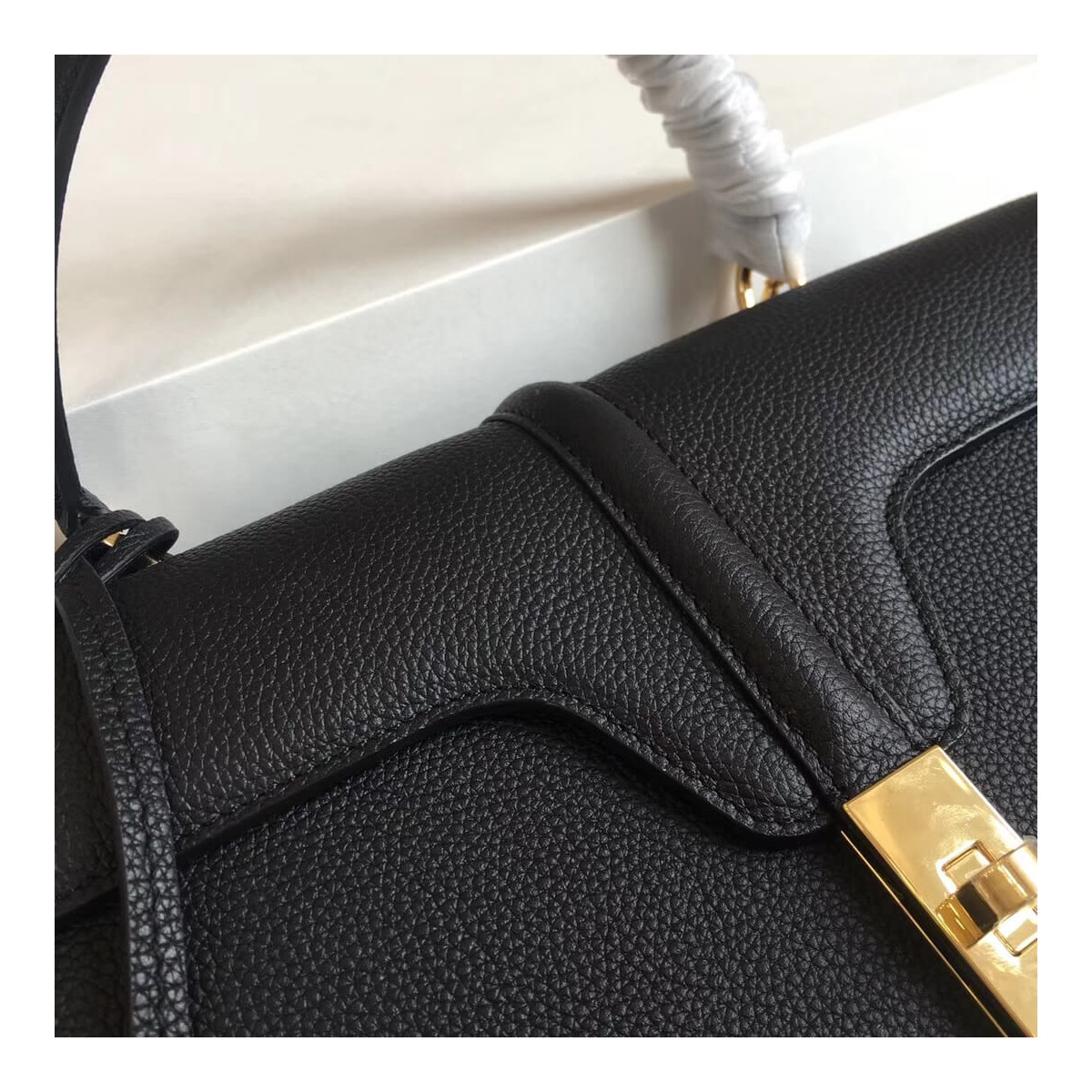 Celine Medium 16 Bag In Grained Calfskin 187373 Celine Medium 16 Bag In Grained Calfskin 187373