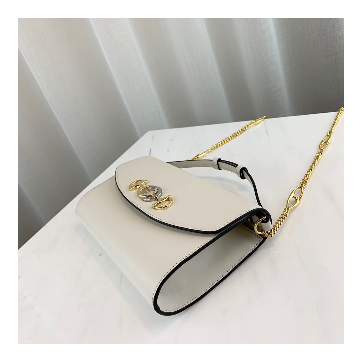 Gucci Zumi Smooth Leather Small Shoulder Bag 572375 Gucci Zumi Smooth Leather Small Shoulder Bag 572375