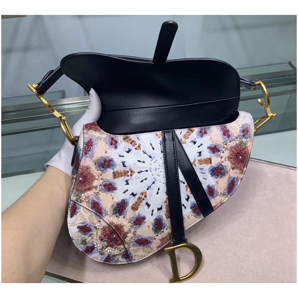 Christian Dior KaleiDiorscopic Saddle Bag M0446 Christian Dior KaleiDiorscopic Saddle Bag M0446