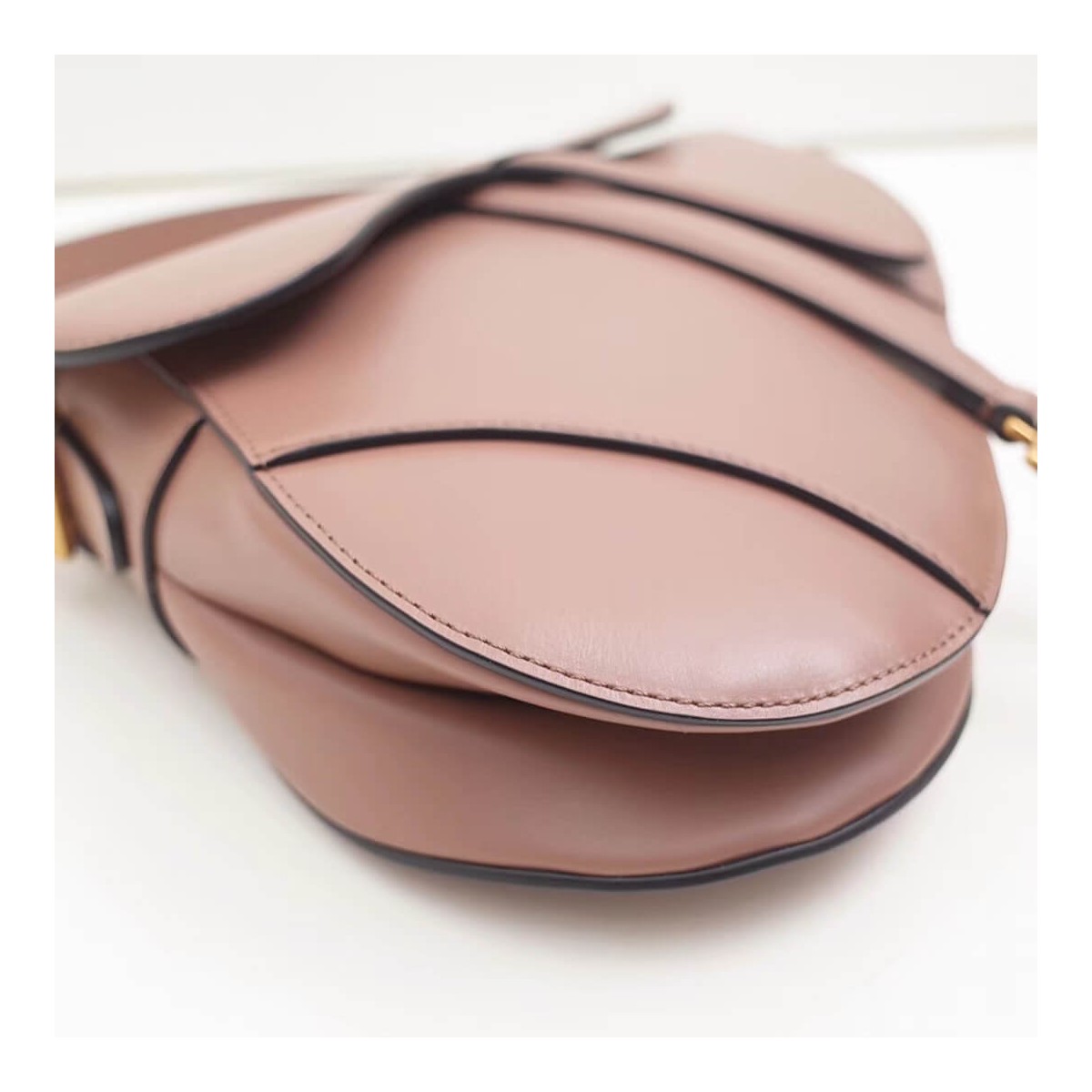 Christian Dior Smooth Calfskin Saddle Bag M0446 Christian Dior Smooth Calfskin Saddle Bag M0446