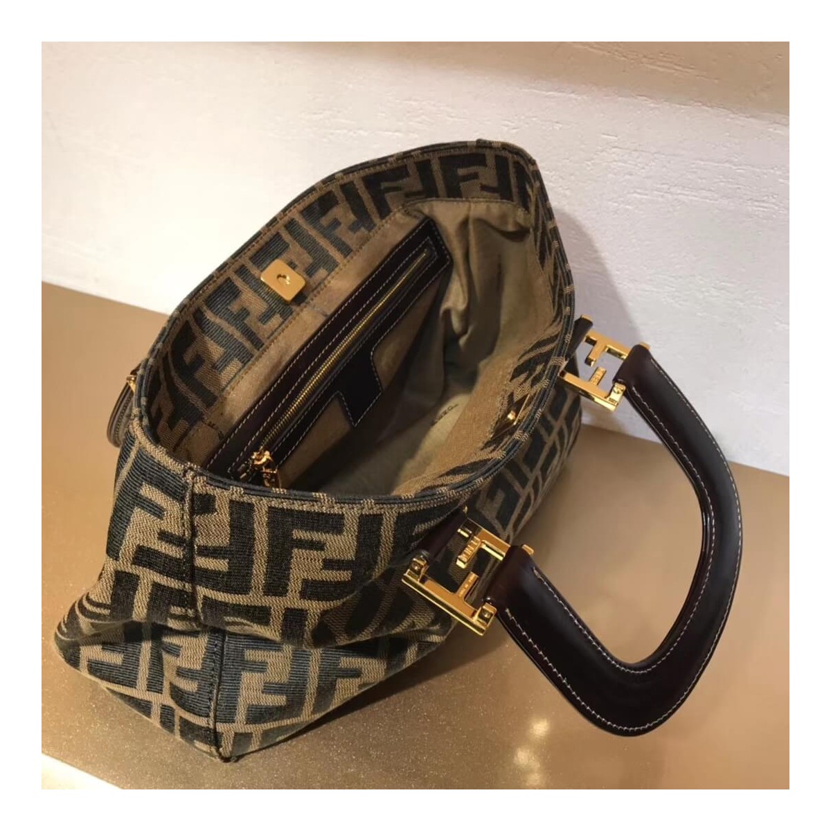 Fendi Vintage Mamma Baguette Zucca Tote F03 Fendi Vintage Mamma Baguette Zucca Tote F03