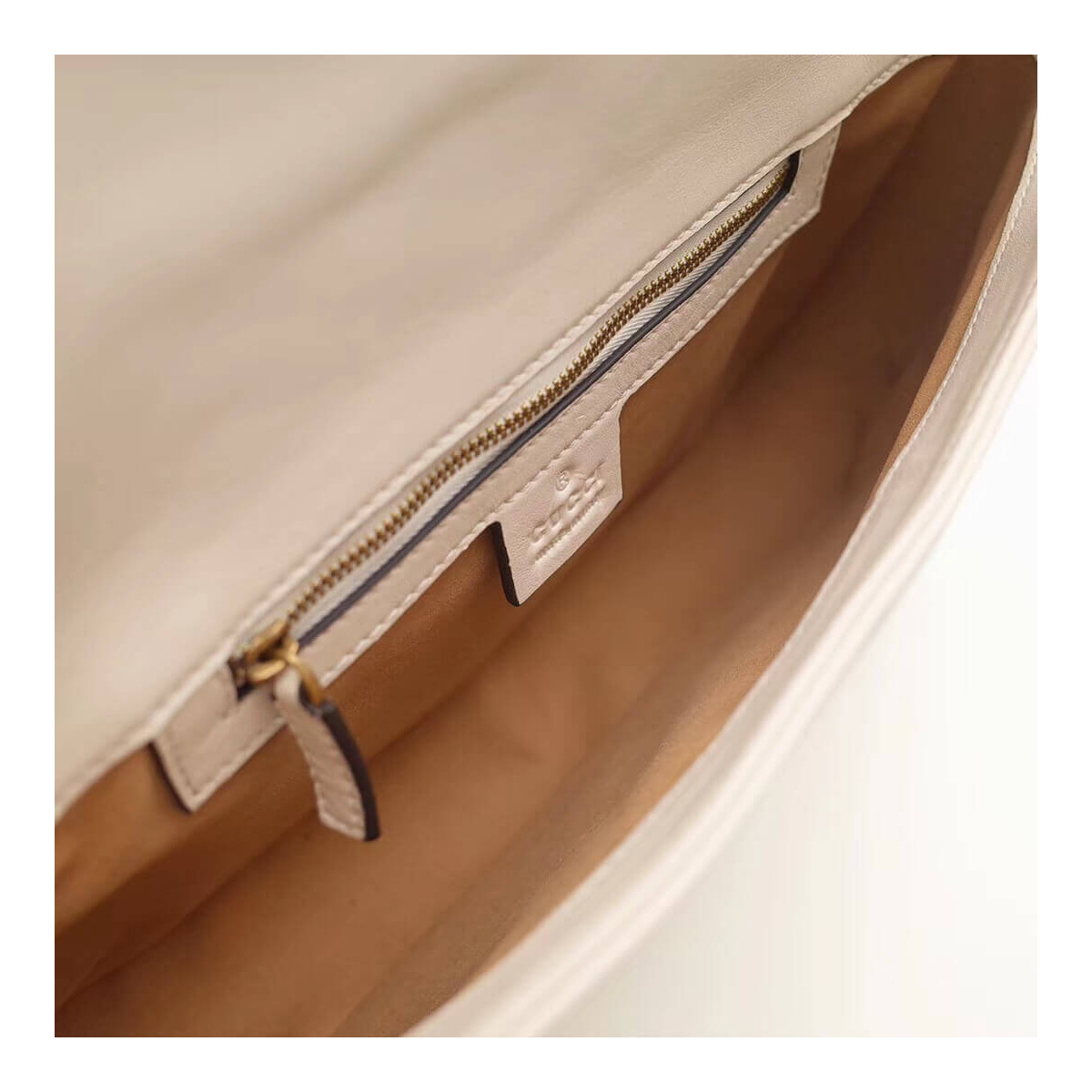Gucci GG Marmont Medium Matelassé Shoulder Bag 443496 Gucci GG Marmont Medium Matelassé Shoulder Bag 443496