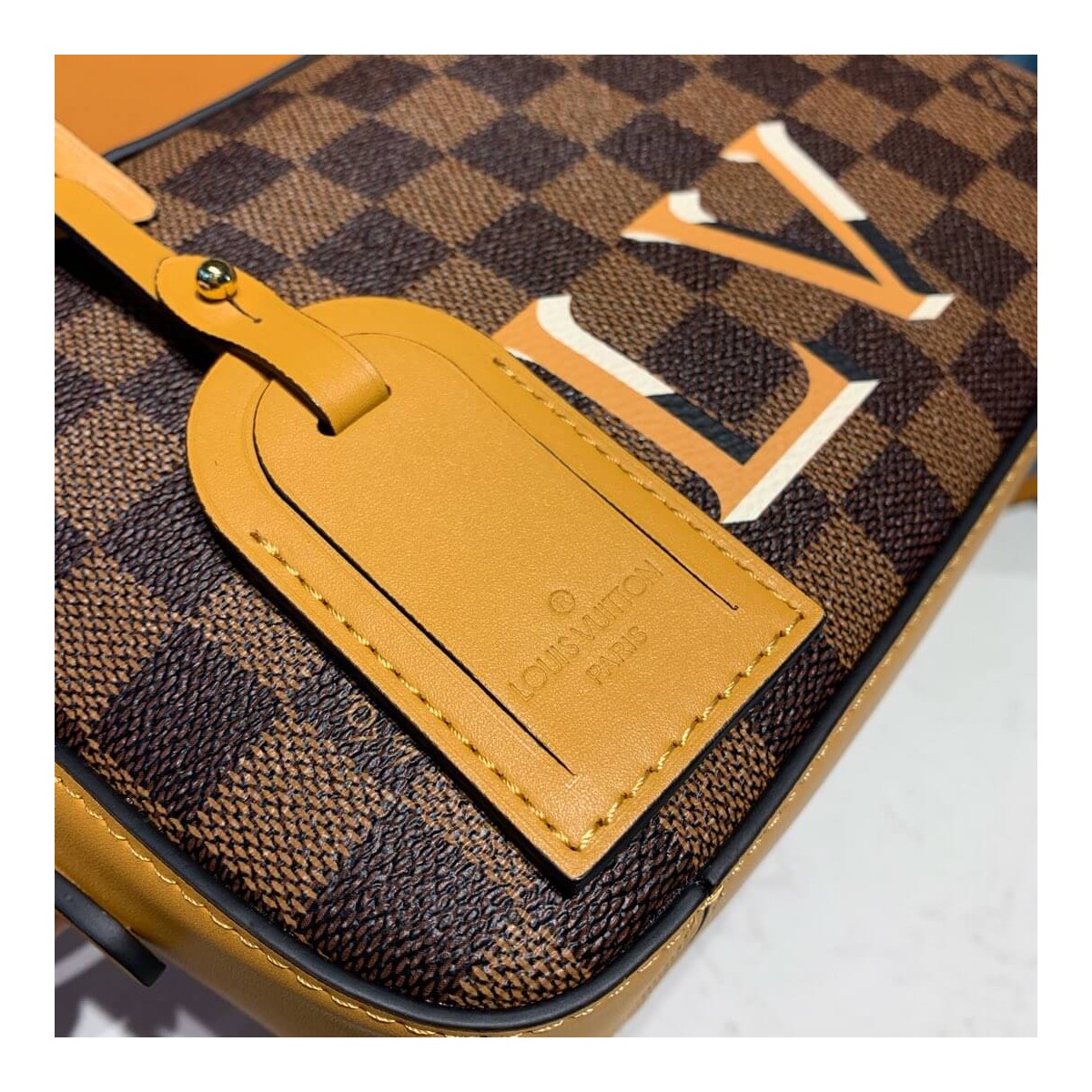 Louis Vuitton Damier Ebene Canvas Santa Monica N40178 Louis Vuitton Damier Ebene Canvas Santa Monica N40178