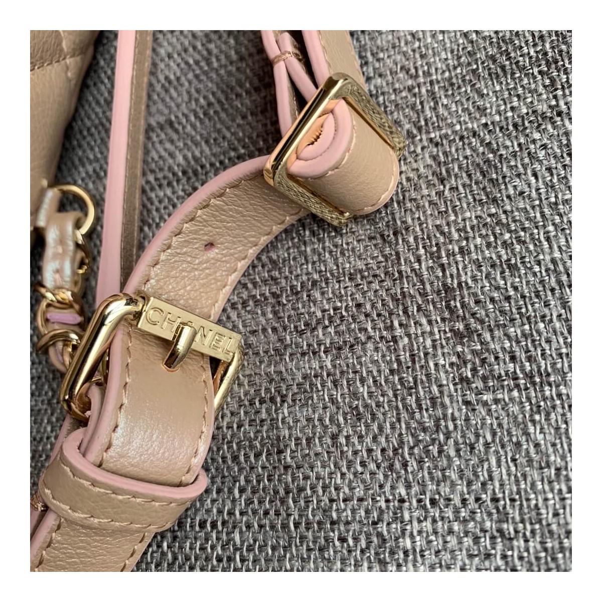 Chanel Quilted Caviar Clafskin Waist Bag AS0556 Chanel Quilted Caviar Clafskin Waist Bag AS0556