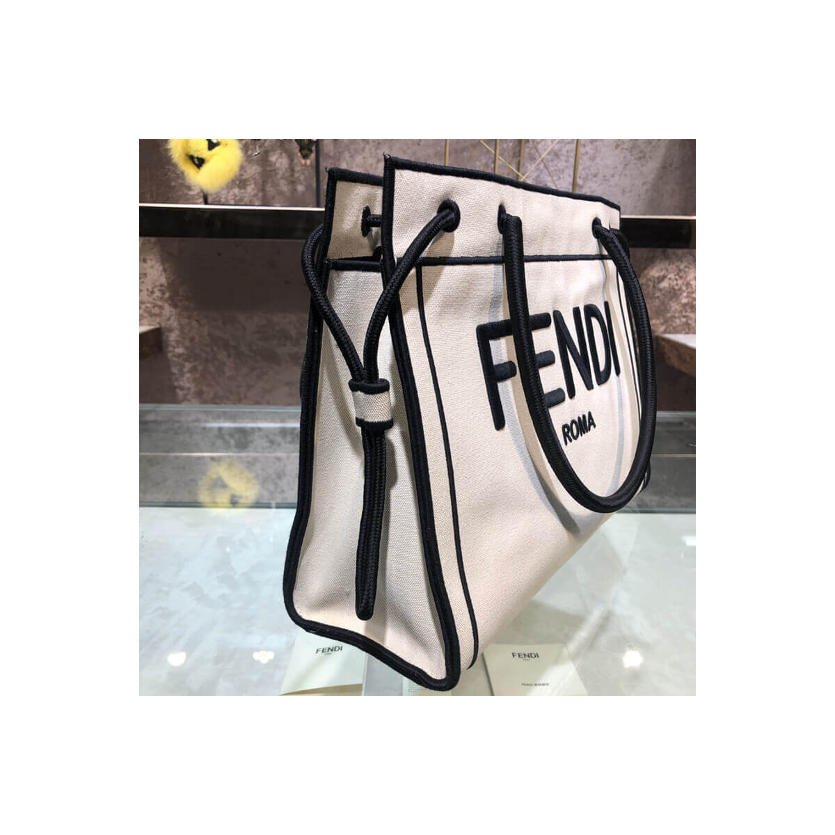 Fendi Roma Canvas Shopper 8BH379 Fendi Roma Canvas Shopper 8BH379