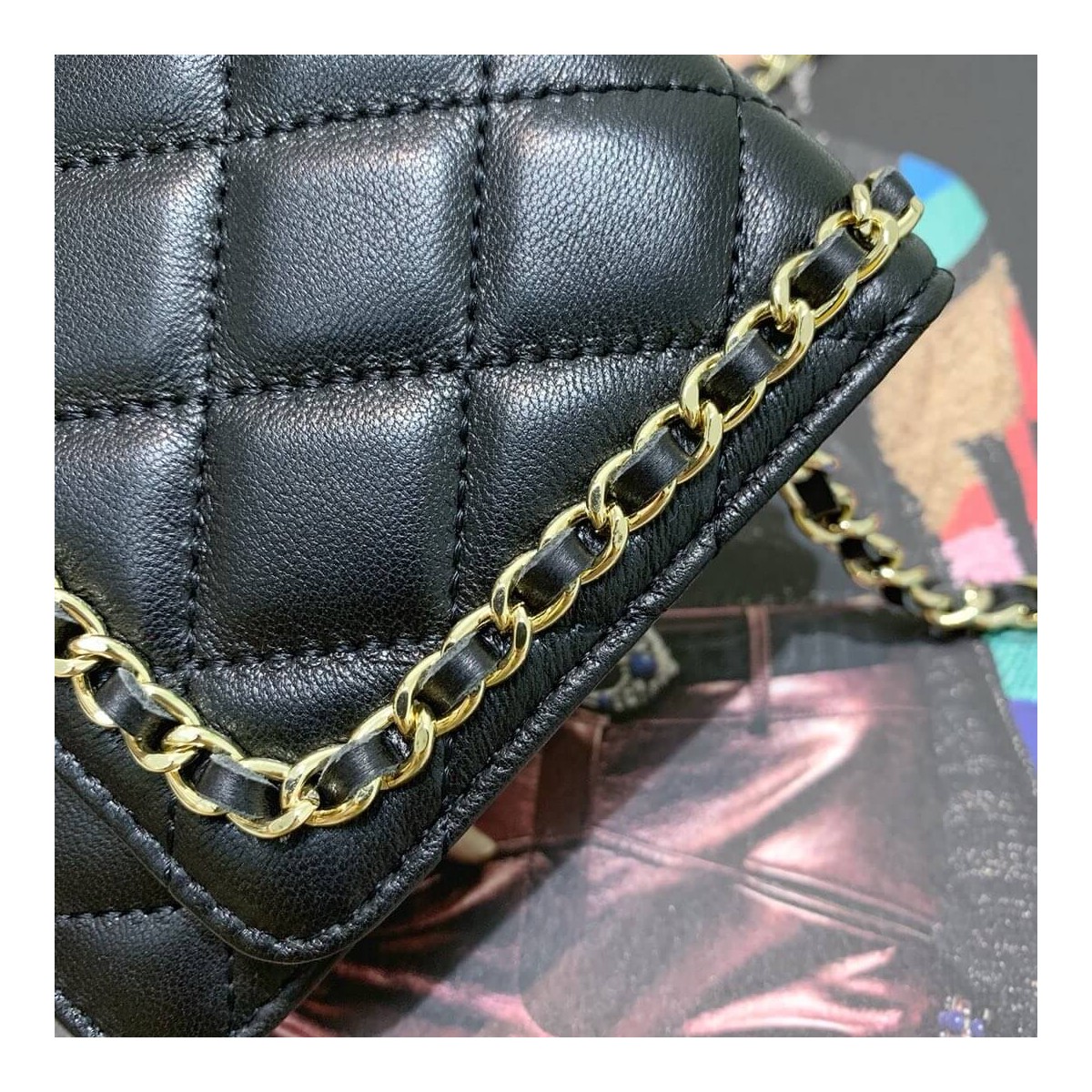 Chanel Lambskin Chain Bag 86058 Chanel Lambskin Chain Bag 86058
