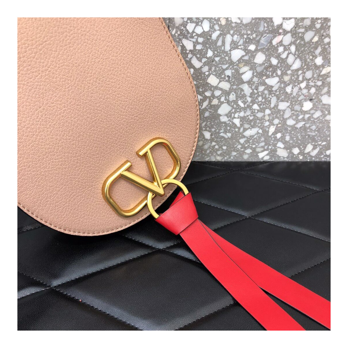 Valentino Garavani Medium Vring Crossbody Bag 0510