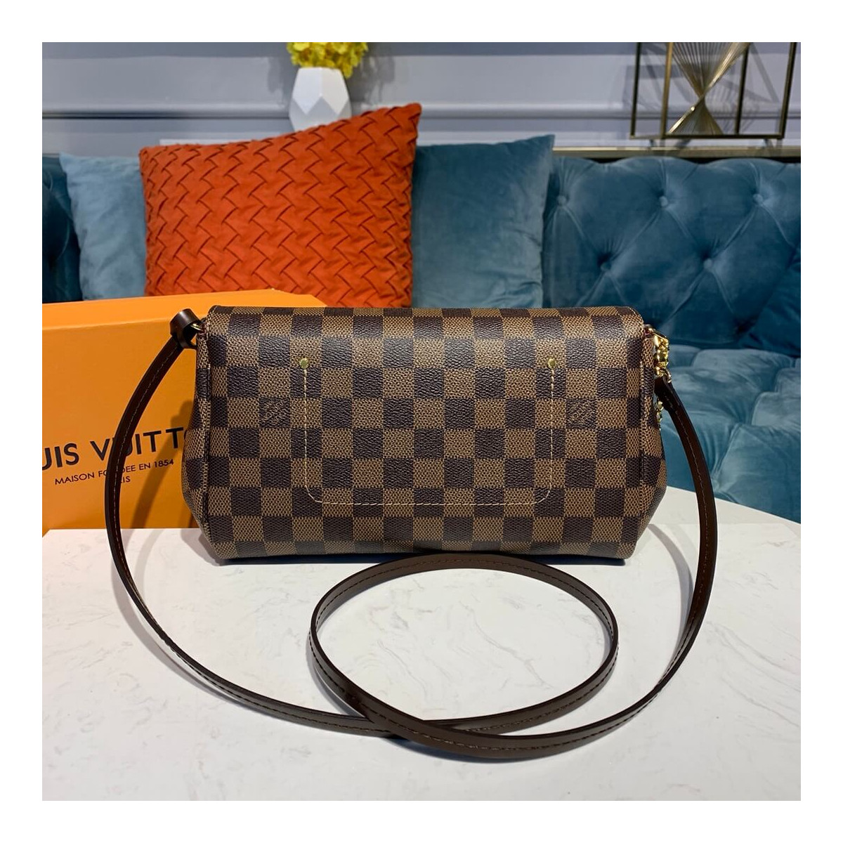 Louis Vuitton Damier Ebene Canvas Favorite MM N41129 Louis Vuitton Damier Ebene Canvas Favorite MM N41129