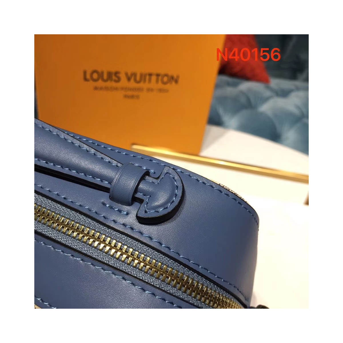 Louis Vuitton Damier Azur Canvas Saintonge N40154