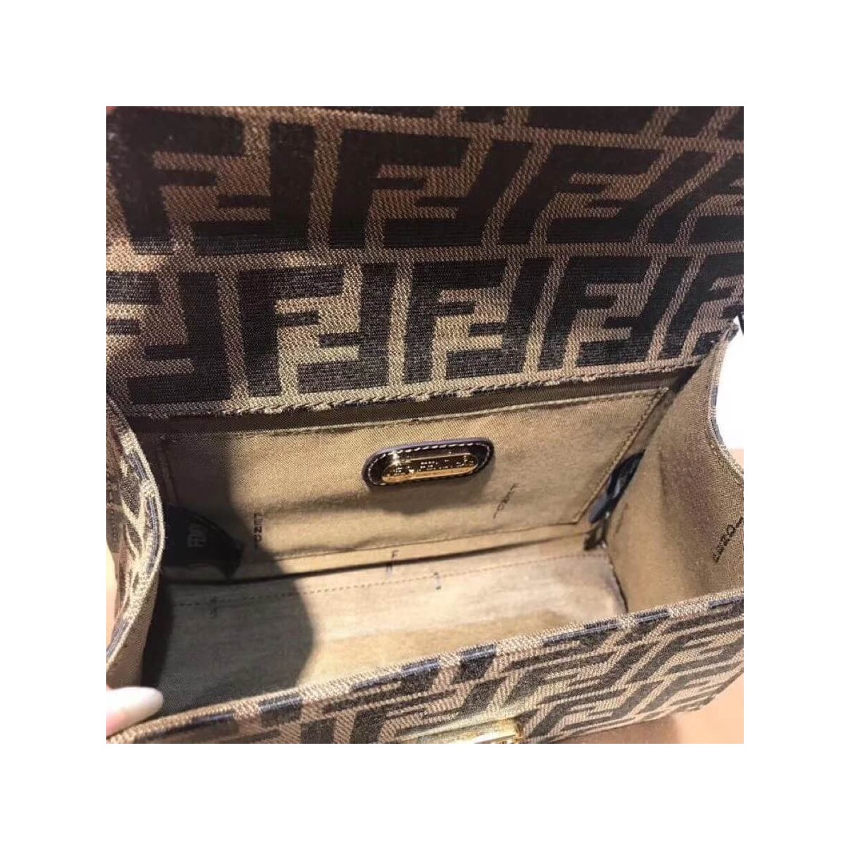 Fendi Vintage Mamma Baguette Zucca Kelley Bag F04 Fendi Vintage Mamma Baguette Zucca Kelley Bag F04