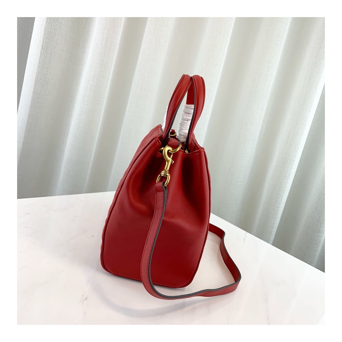Gucci GG Marmont Small Matelasse Top Handle Bag 448054 Gucci GG Marmont Small Matelasse Top Handle Bag 448054