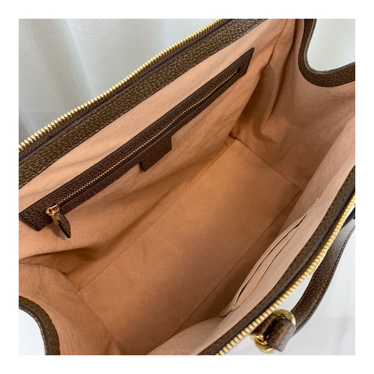 Gucci Ophidia GG Medium Tote Bag 524537 Gucci Ophidia GG Medium Tote Bag 524537