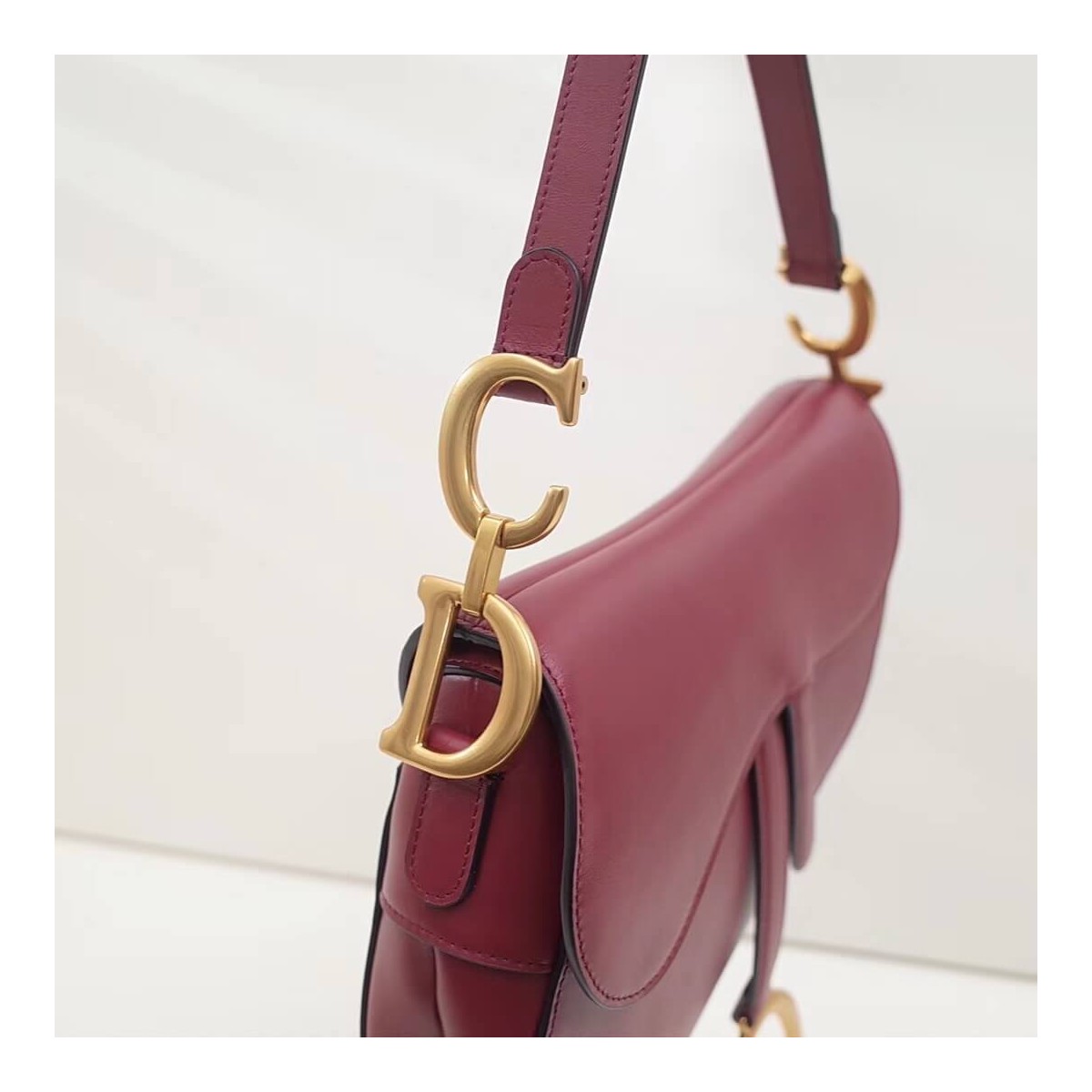 Christian Dior Smooth Calfskin Saddle Bag M0446 Christian Dior Smooth Calfskin Saddle Bag M0446