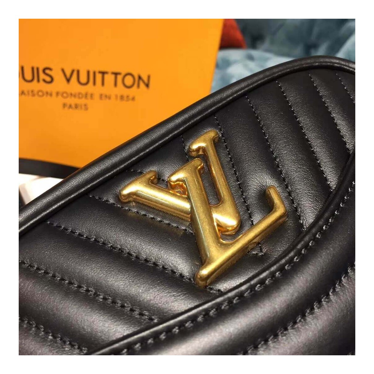 Louis Vuitton New Wave Camera Bag M53682 Louis Vuitton New Wave Camera Bag M53682