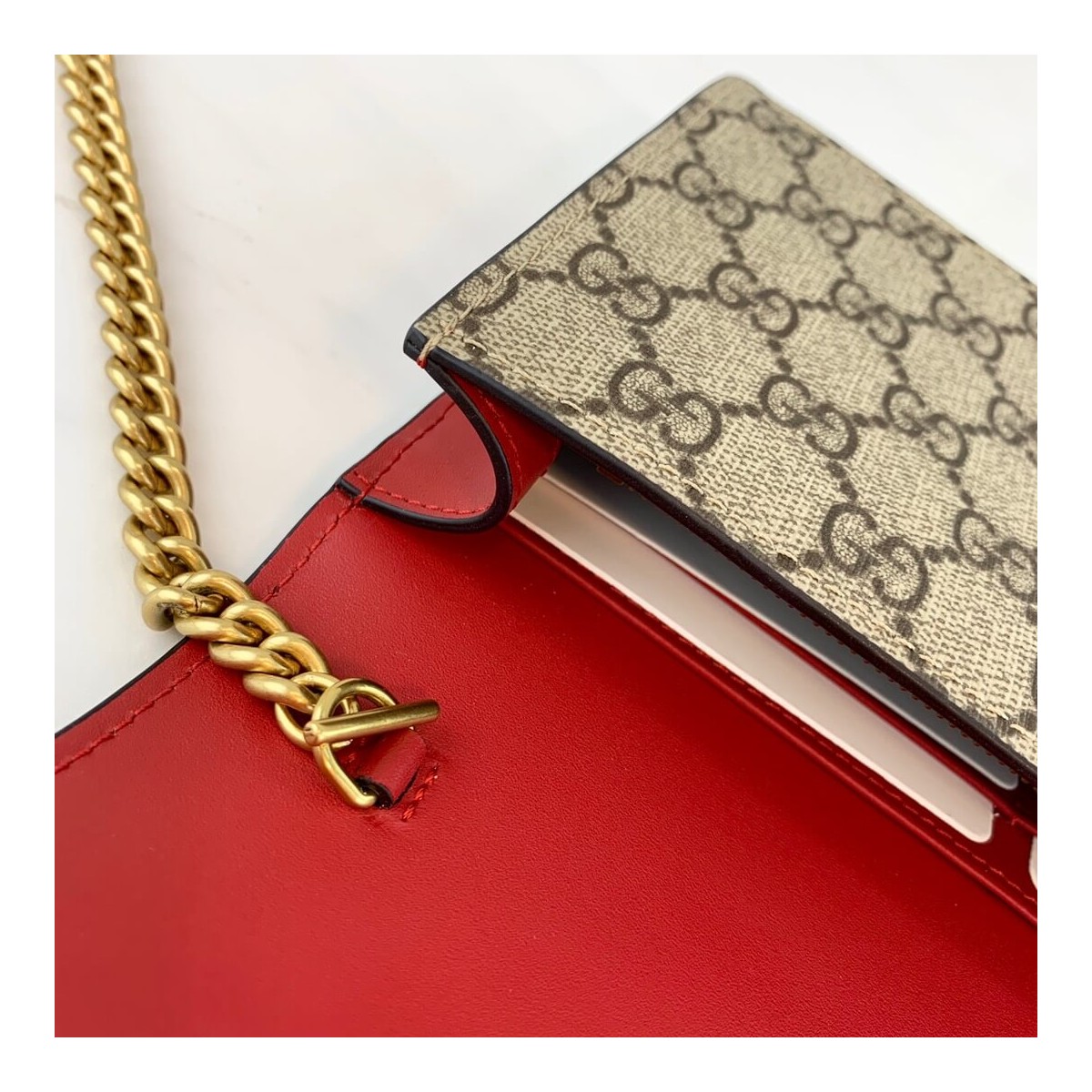 Gucci GG Supreme Mini Bag With Cherries MM 481290 Gucci GG Supreme Mini Bag With Cherries MM 481290