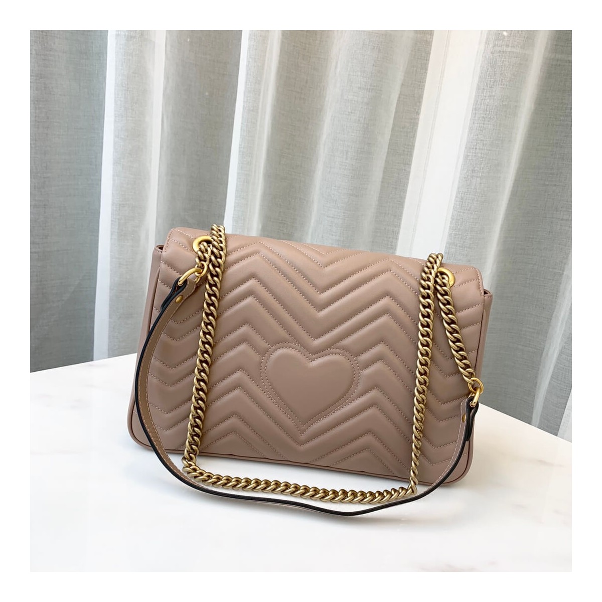 Gucci GG Marmont Medium Matelassé Shoulder Bag 443496 Gucci GG Marmont Medium Matelassé Shoulder Bag 443496