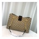 Gucci Padlock GG Supreme Bees Medium Shoulder Bag 479197 Gucci Padlock GG Supreme Bees Medium Shoulder Bag 479197