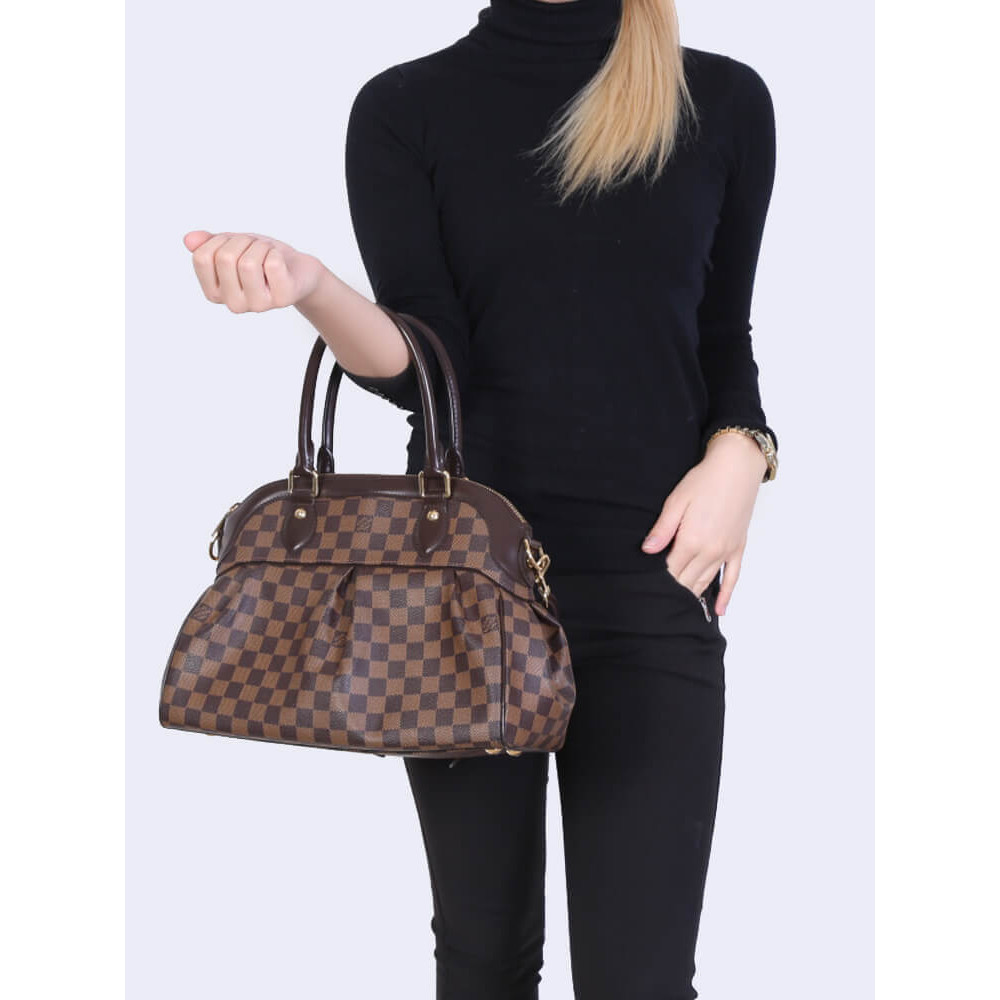 Louis Vuitton Damier Trevi PM Shoulder Bag N51997 Louis Vuitton Damier Trevi PM Shoulder Bag N51997