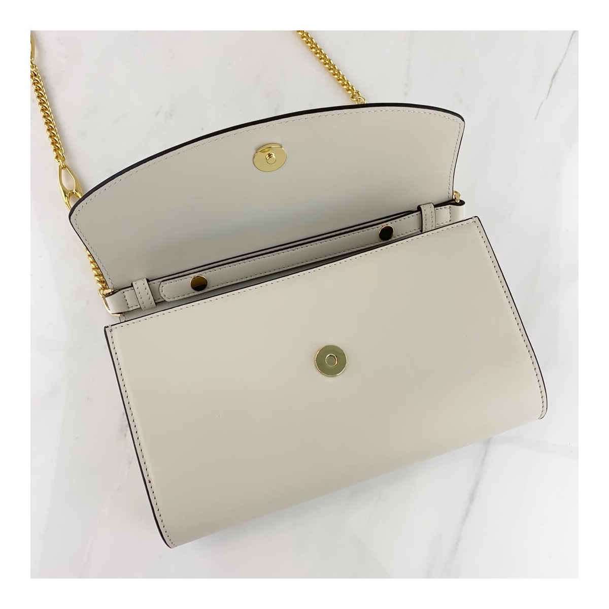 Gucci Zumi Smooth Leather Small Shoulder Bag 572375 Gucci Zumi Smooth Leather Small Shoulder Bag 572375