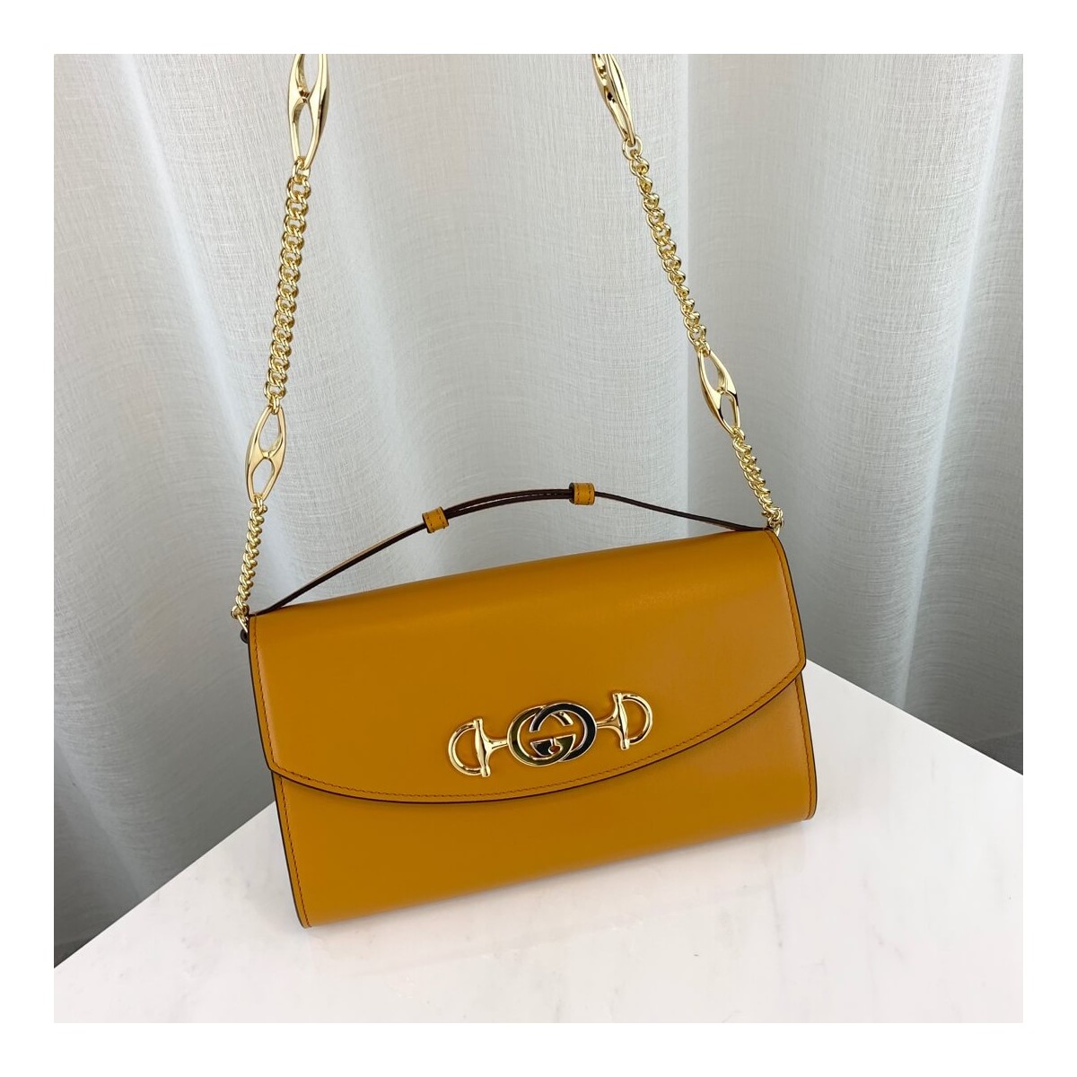 Gucci Zumi Smooth Leather Small Shoulder Bag 572375 Gucci Zumi Smooth Leather Small Shoulder Bag 572375