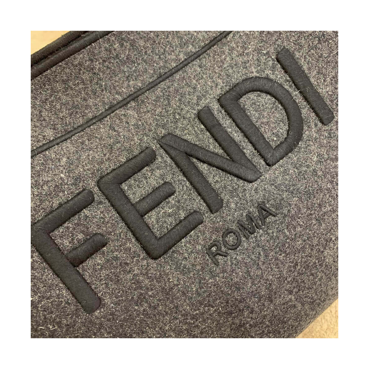 Fendi Logo Wool Shopper 8BH378 Fendi Logo Wool Shopper 8BH378