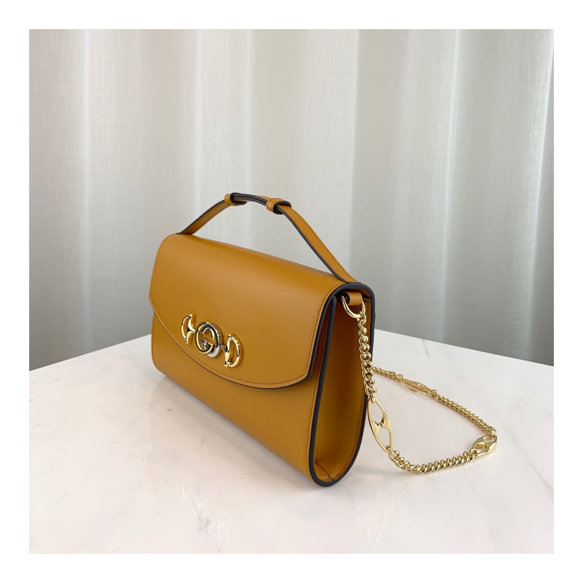 Gucci Zumi Smooth Leather Small Shoulder Bag 572375 Gucci Zumi Smooth Leather Small Shoulder Bag 572375