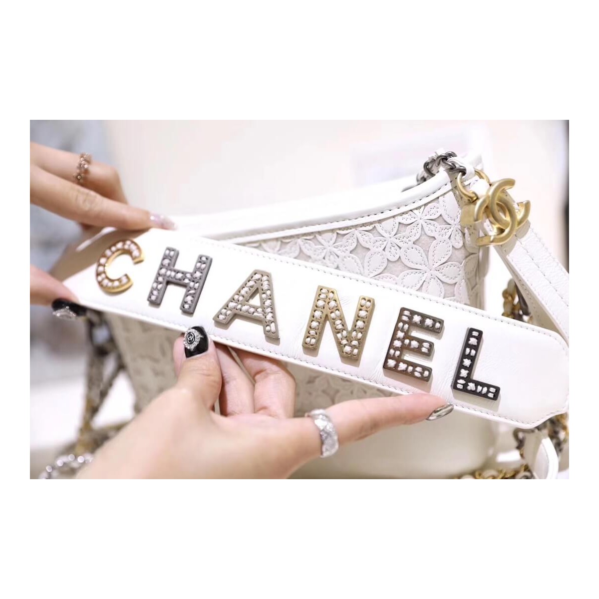 Chanel Gabrielle Small Hobo Bag AS0865 Chanel Gabrielle Small Hobo Bag AS0865