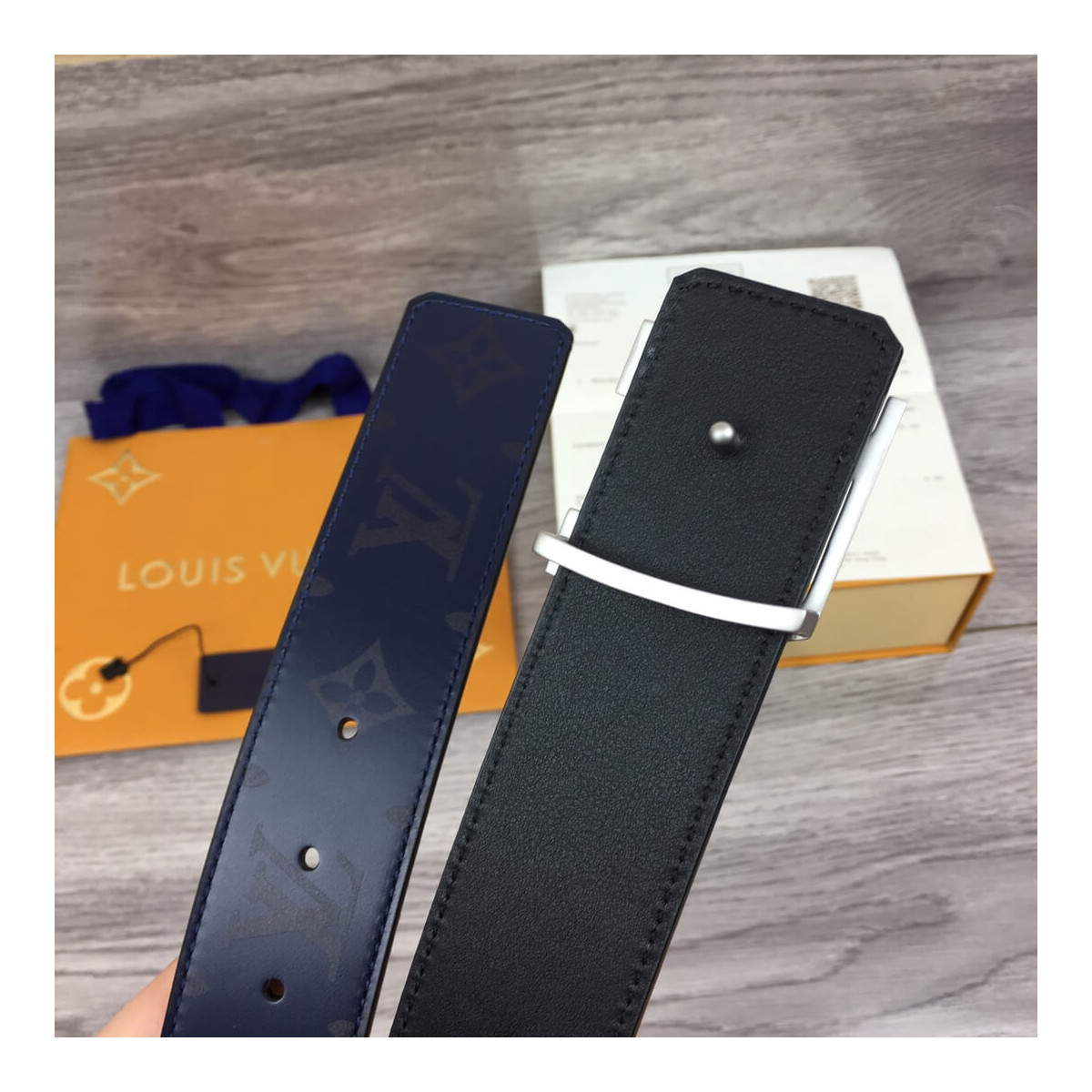 Louis Vuitton Pyramide 40mm Reversible Belt M9346 Louis Vuitton Pyramide 40mm Reversible Belt M9346