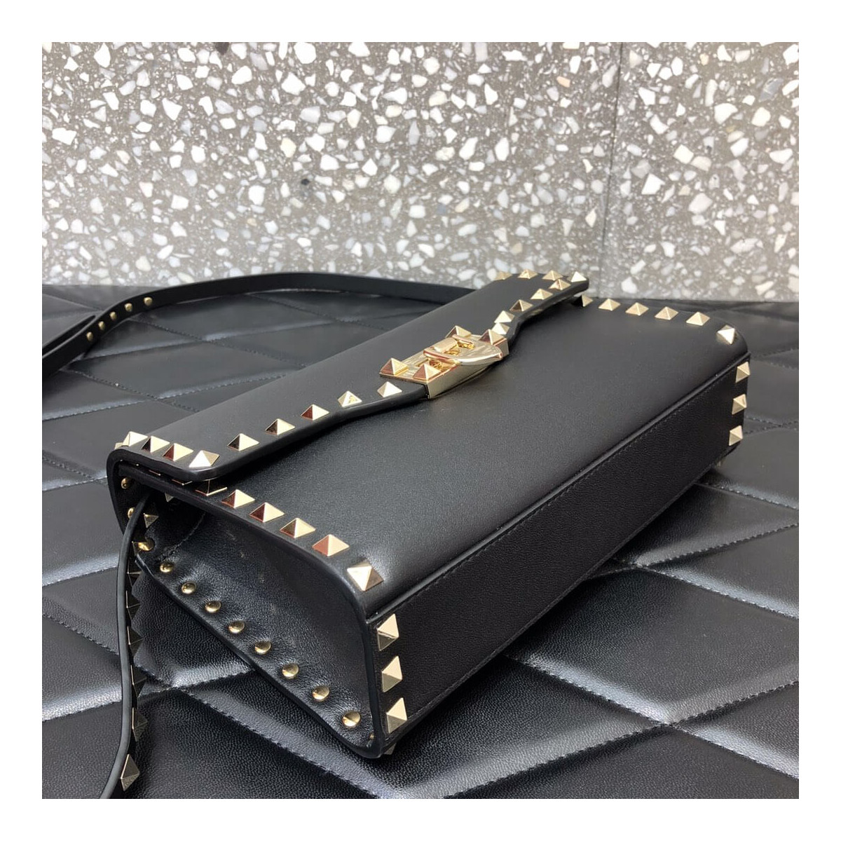 Valentino Garavani Rockstud Calfskin Crossbody Bag 0181 Valentino Garavani Rockstud Calfskin Crossbody Bag 0181