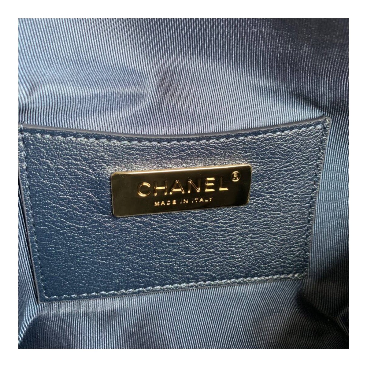 Chanel Quilted Caviar Clafskin Waist Bag AS0556 Chanel Quilted Caviar Clafskin Waist Bag AS0556