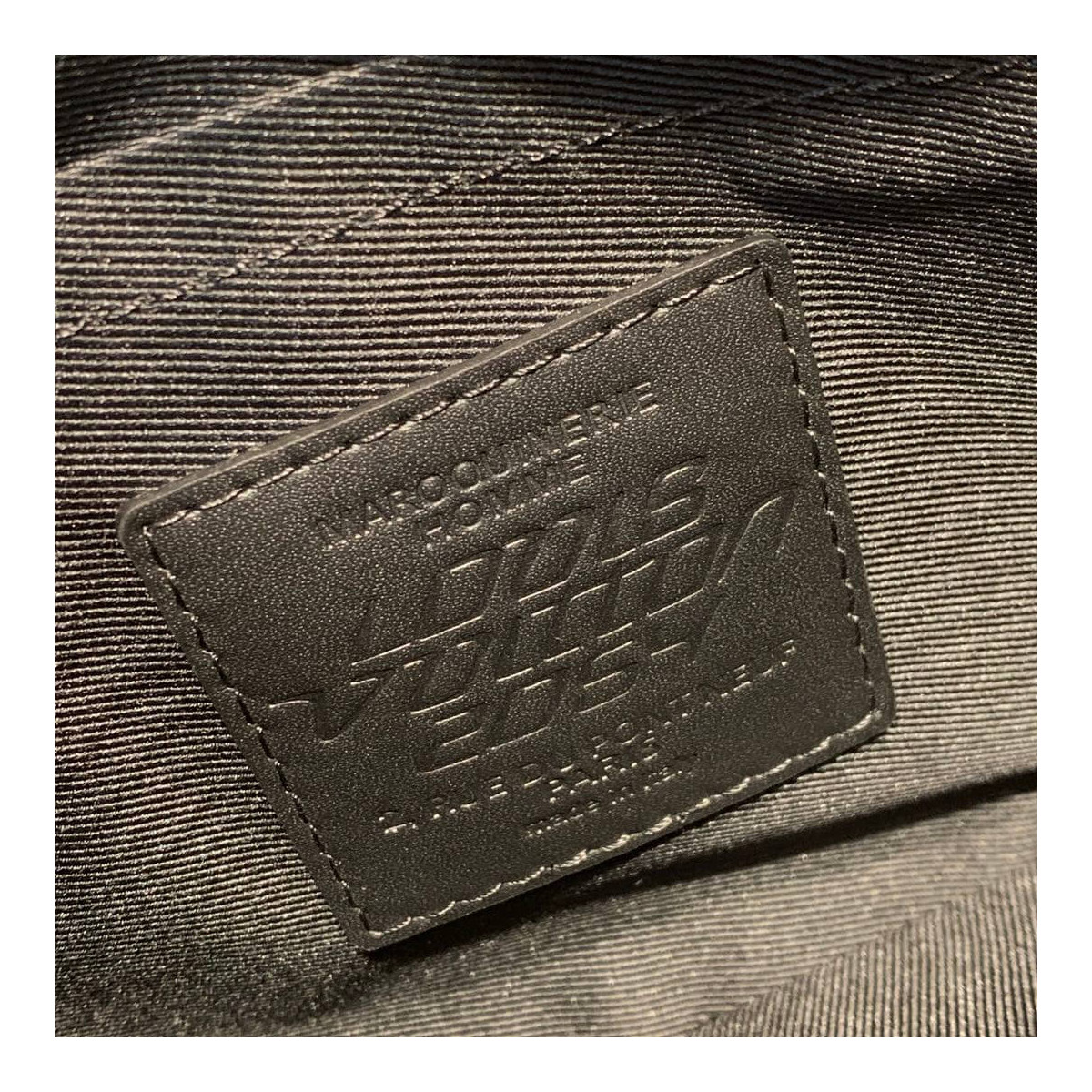 Louis Vuitton Expandable Messenger M55698 Louis Vuitton Expandable Messenger M55698