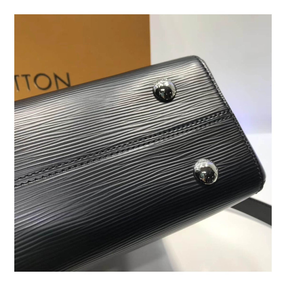 Louis Vuitton Epi Leather Grenelle PM M53694 Louis Vuitton Epi Leather Grenelle PM M53694