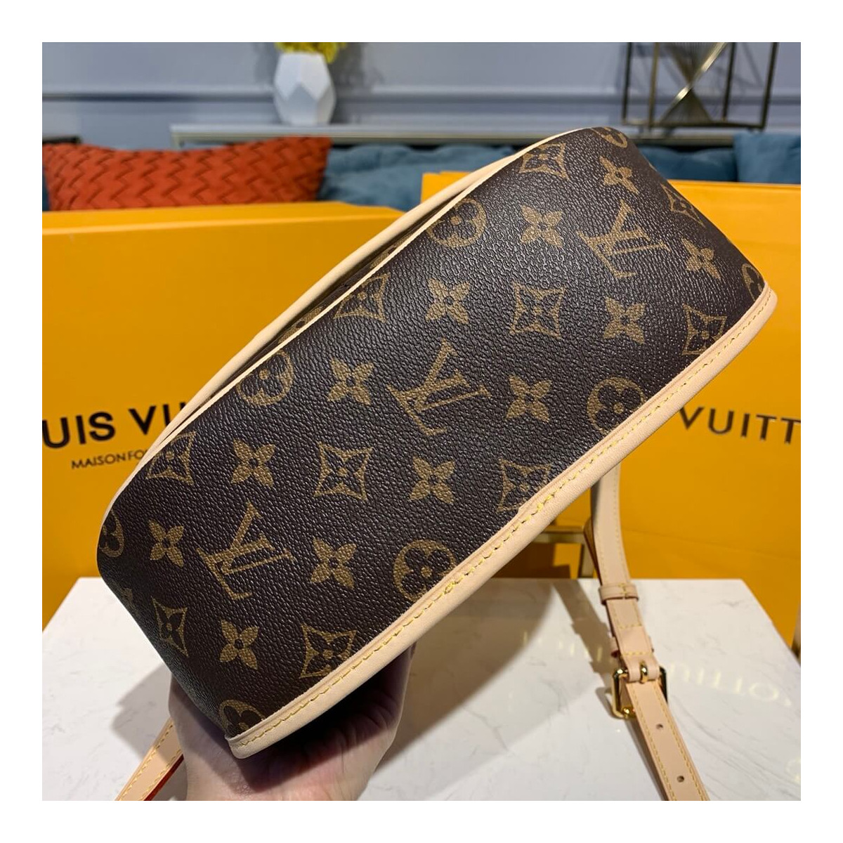 Louis Vuitton Monogram Canvas Menilmontant PM M40474 Louis Vuitton Monogram Canvas Menilmontant PM M40474