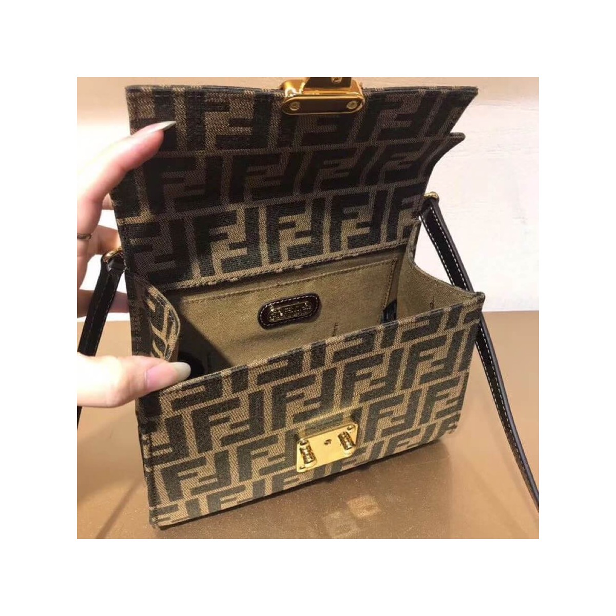 Fendi Vintage Mamma Baguette Zucca Kelley Bag F04 Fendi Vintage Mamma Baguette Zucca Kelley Bag F04