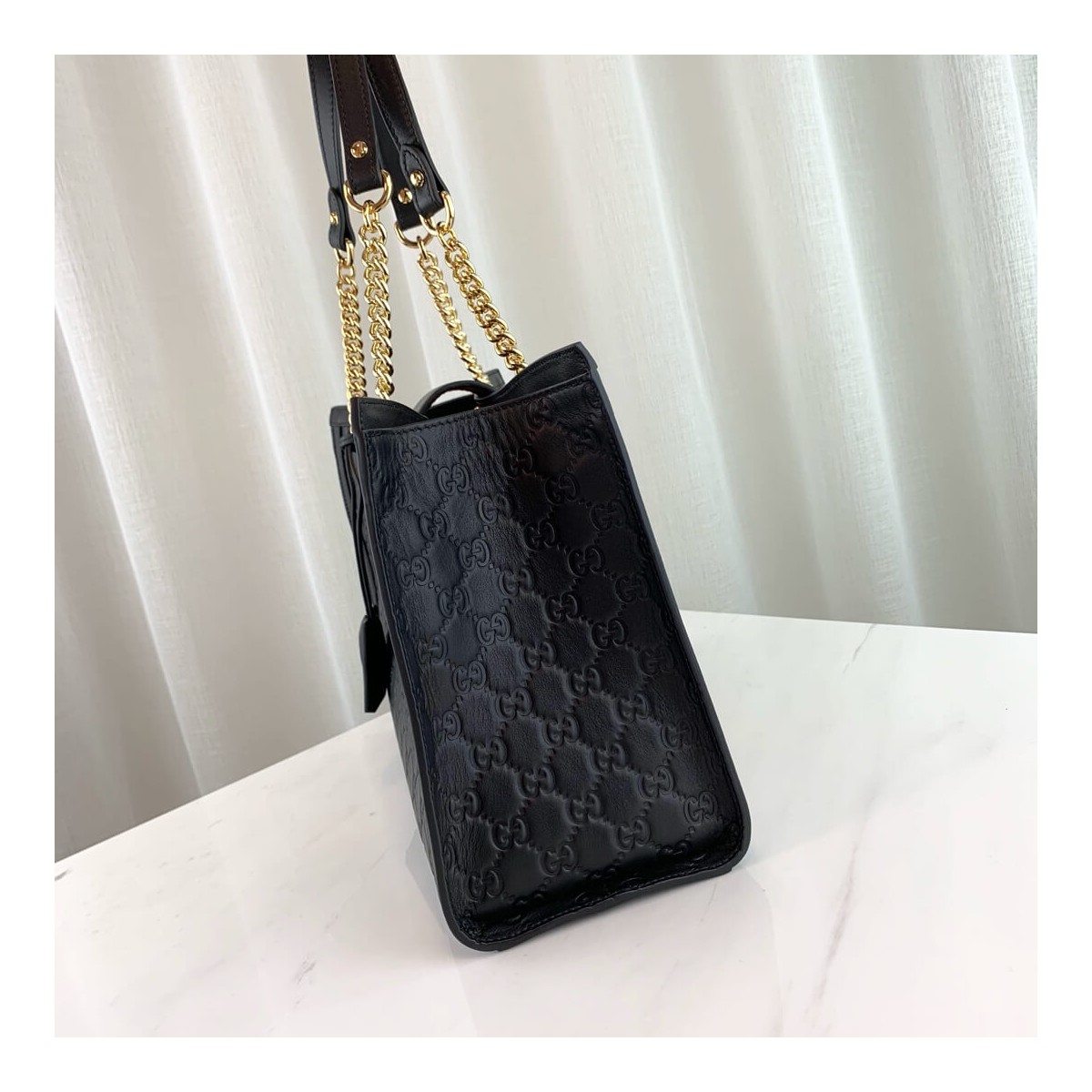 Gucci Padlock Gucci Signature Medium Shoulder Bag 479197 Gucci Padlock Gucci Signature Medium Shoulder Bag 479197
