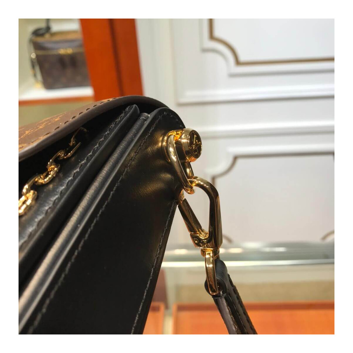 Louis Vuitton Neo Saint Cloud M45559 Louis Vuitton Neo Saint Cloud M45559