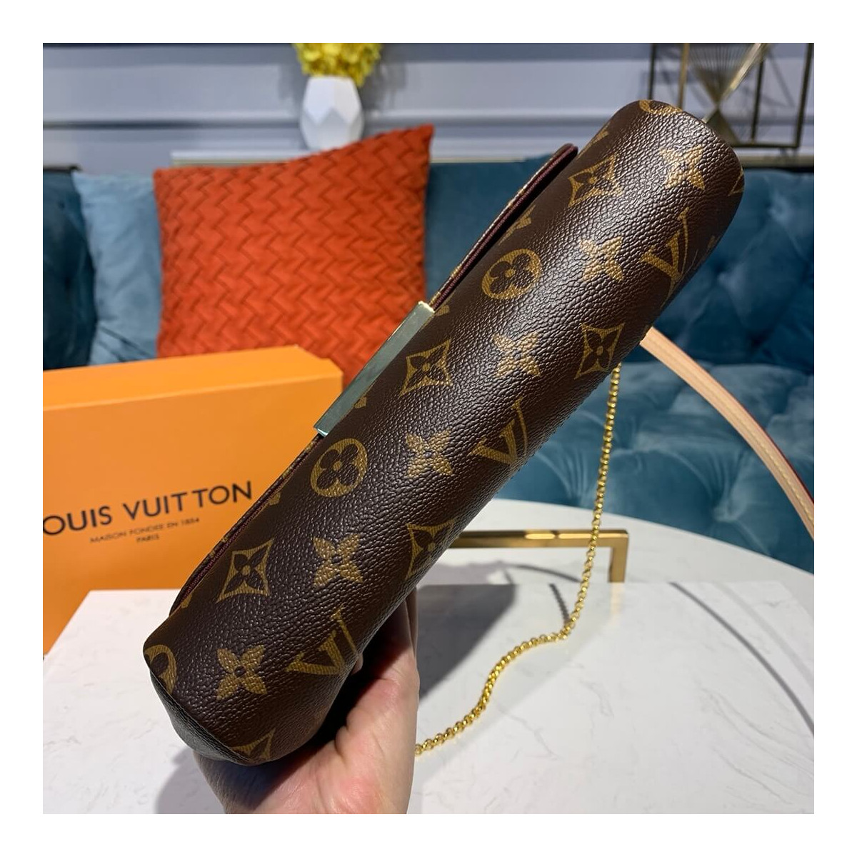 Louis Vuitton Monogram Canvas Favorite MM M40718 Louis Vuitton Monogram Canvas Favorite MM M40718