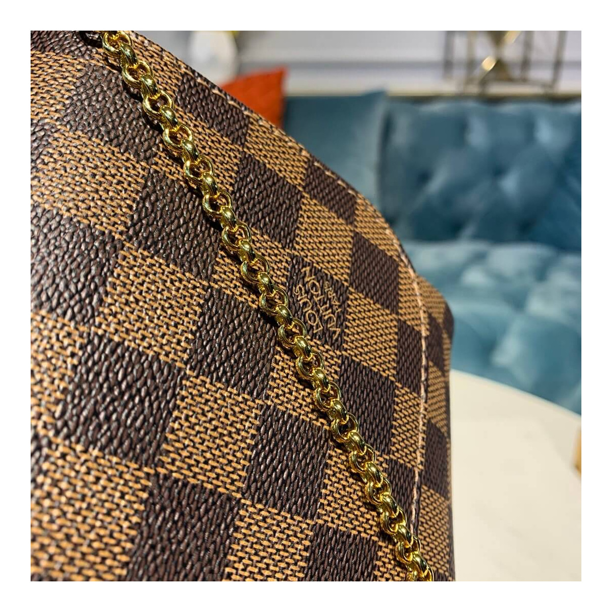 Louis Vuitton Damier Ebene Canvas Favorite MM N41129 Louis Vuitton Damier Ebene Canvas Favorite MM N41129