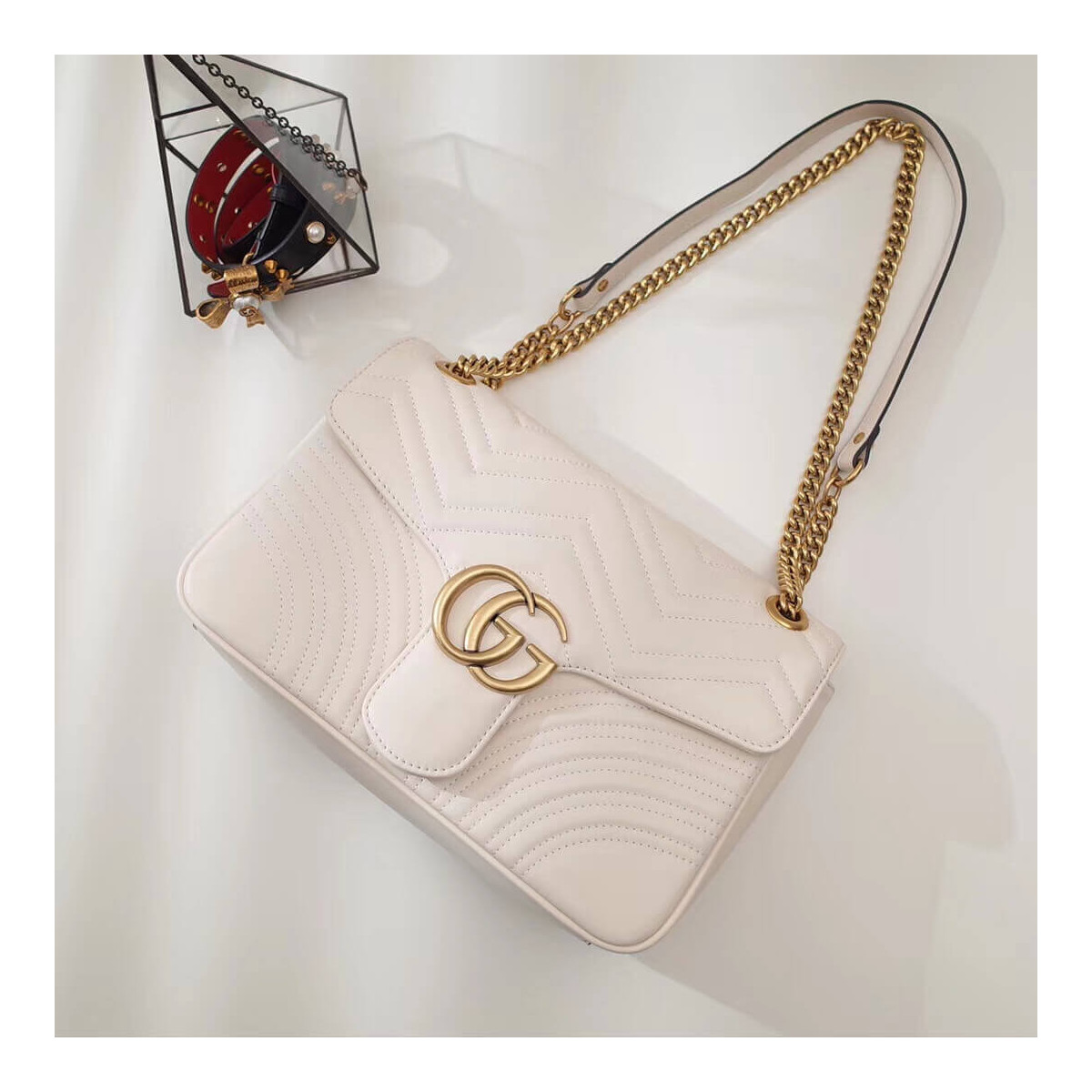 Gucci GG Marmont Medium Matelassé Shoulder Bag 443496 Gucci GG Marmont Medium Matelassé Shoulder Bag 443496