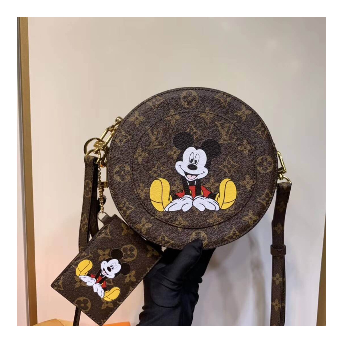 Louis Vuitton Monogram Mickey Print Round Bag M49986 Louis Vuitton Monogram Mickey Print Round Bag M49986