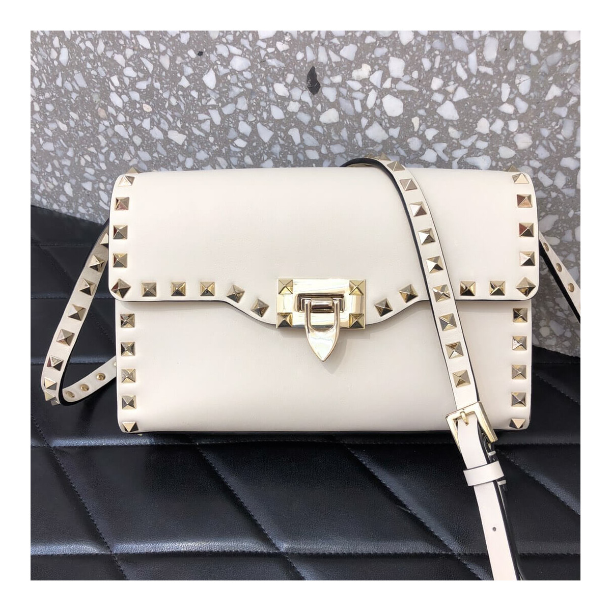Valentino Garavani Rockstud Calfskin Crossbody Bag 0181 Valentino Garavani Rockstud Calfskin Crossbody Bag 0181