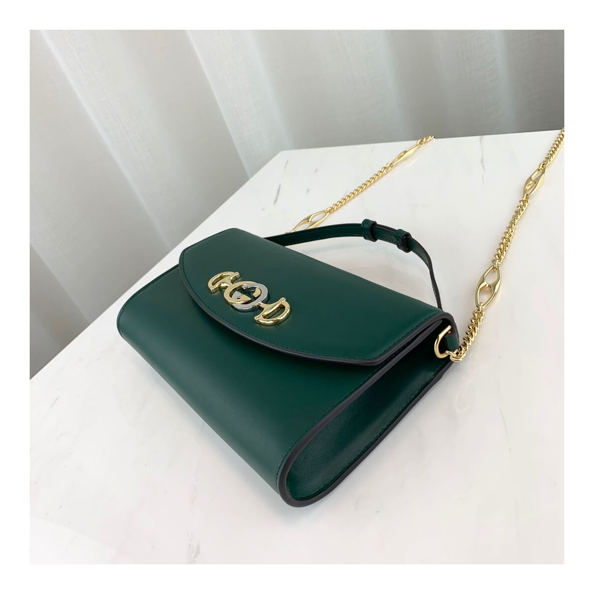 Gucci Zumi Smooth Leather Small Shoulder Bag 572375 Gucci Zumi Smooth Leather Small Shoulder Bag 572375