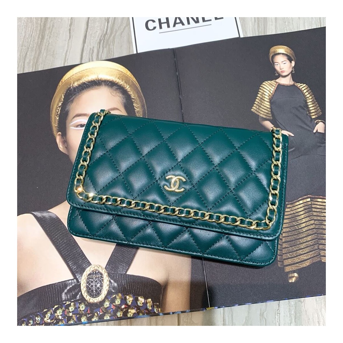 Chanel Lambskin Chain Bag 86058 Chanel Lambskin Chain Bag 86058