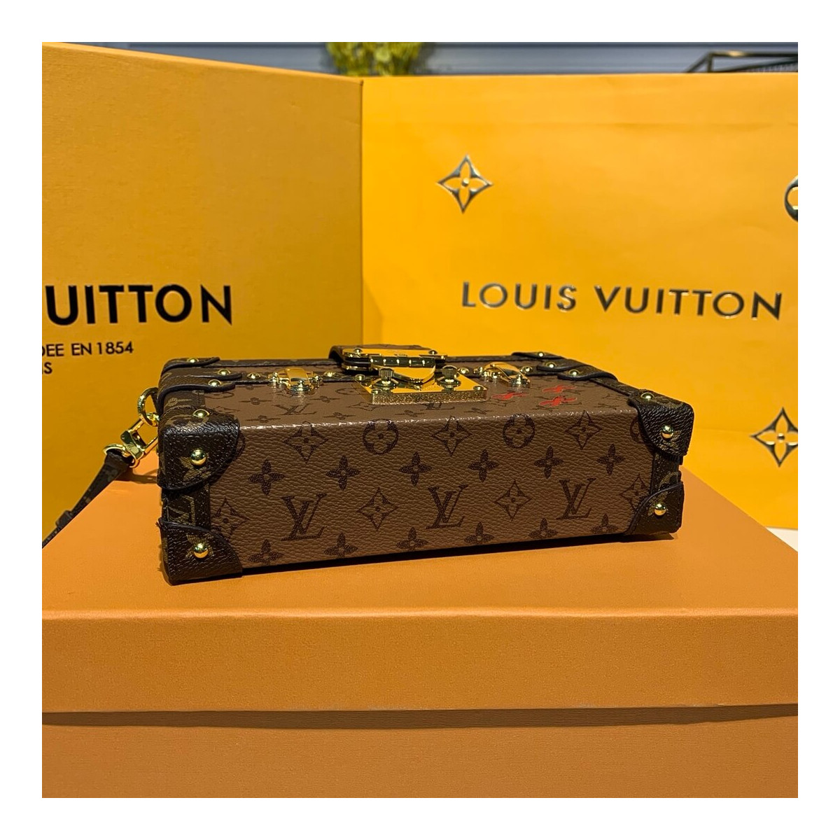 Louis Vuitton Monogram Reverse Canvas Petite Malle M44154 Louis Vuitton Monogram Reverse Canvas Petite Malle M44154