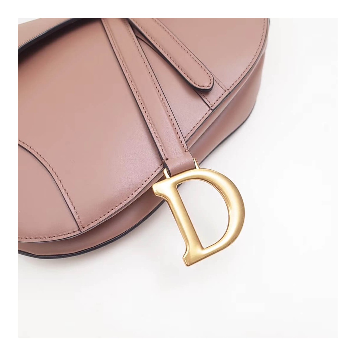 Christian Dior Smooth Calfskin Saddle Bag M0446 Christian Dior Smooth Calfskin Saddle Bag M0446