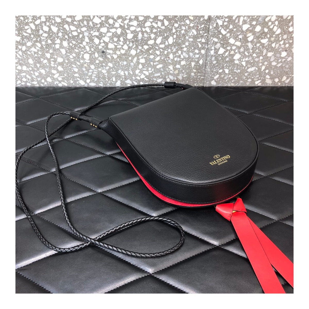 Valentino Garavani Medium Vring Crossbody Bag 0510