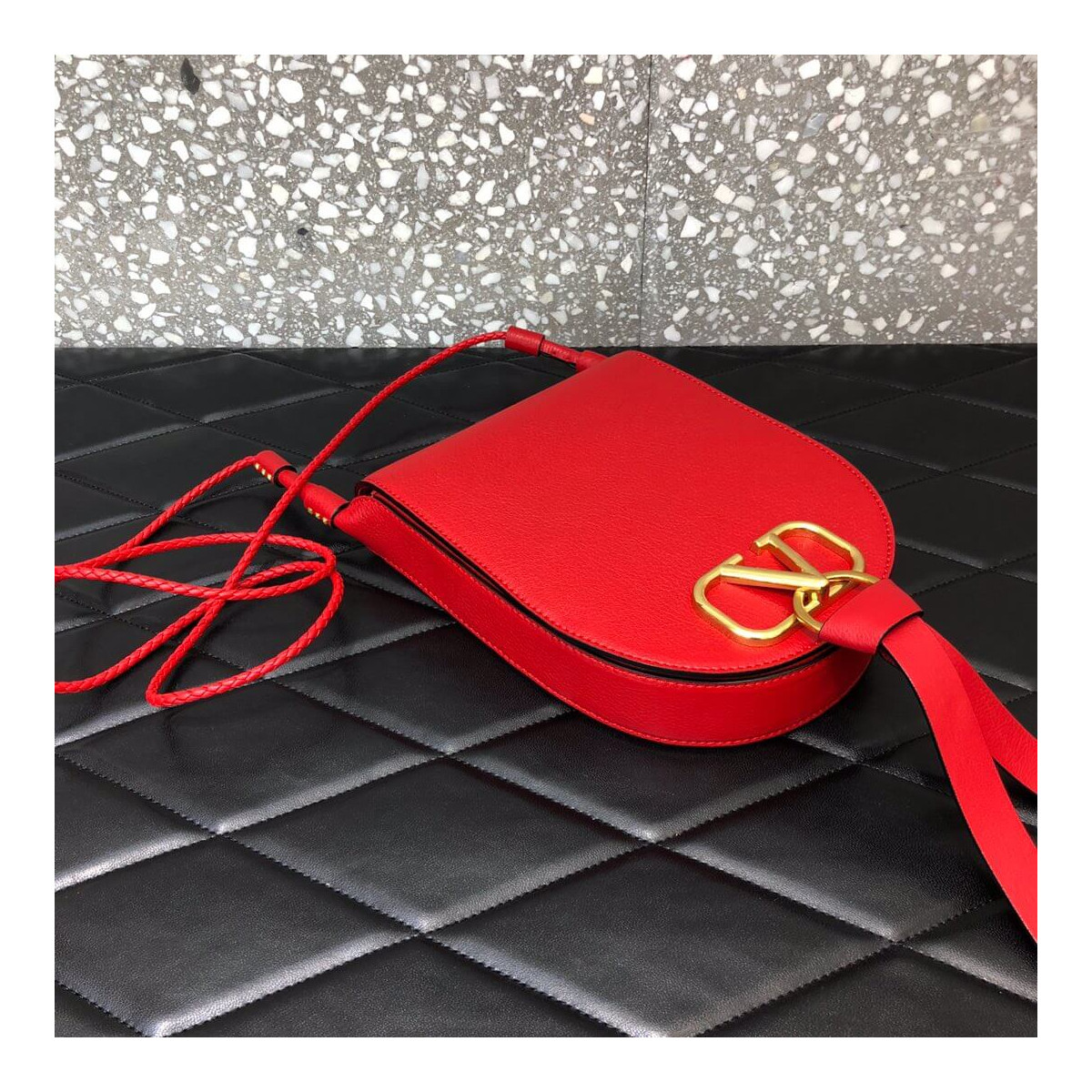 Valentino Garavani Medium Vring Crossbody Bag 0510