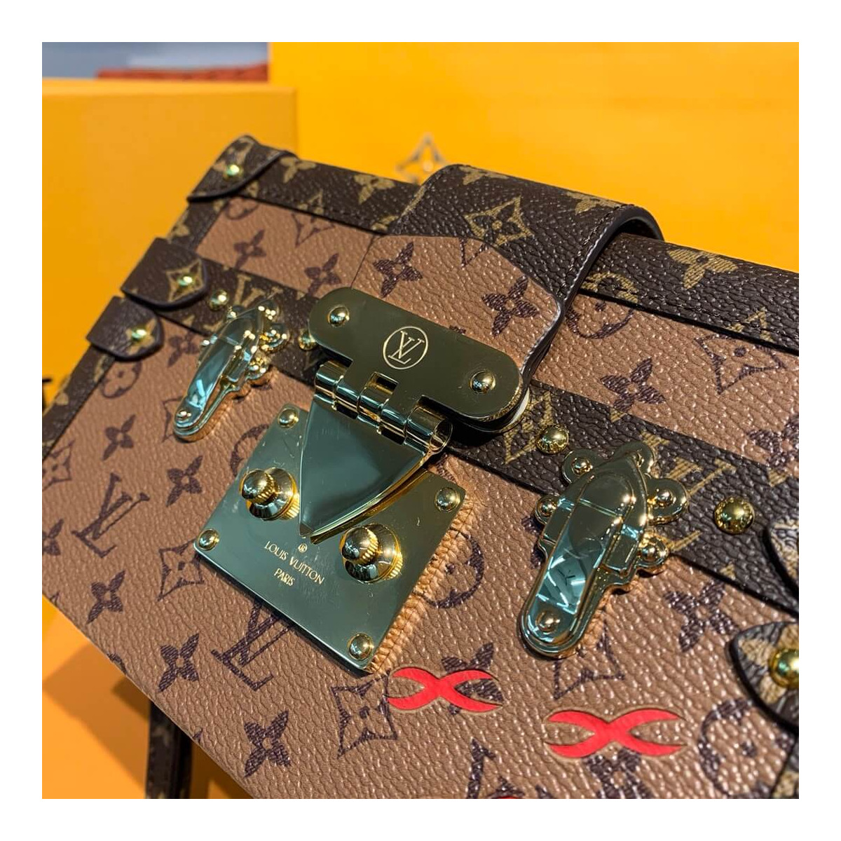 Louis Vuitton Monogram Reverse Canvas Petite Malle M44154 Louis Vuitton Monogram Reverse Canvas Petite Malle M44154