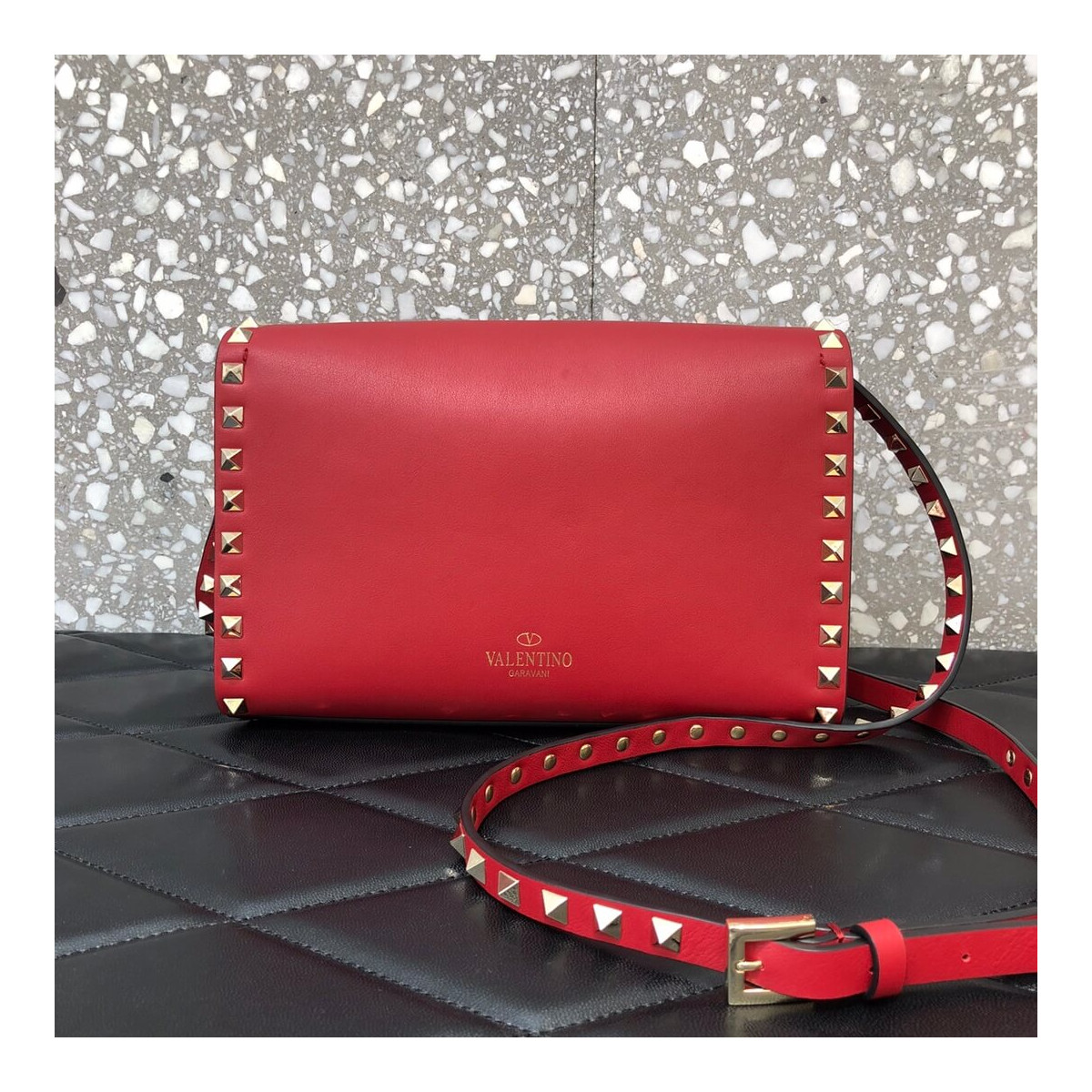 Valentino Garavani Rockstud Calfskin Crossbody Bag 0181 Valentino Garavani Rockstud Calfskin Crossbody Bag 0181