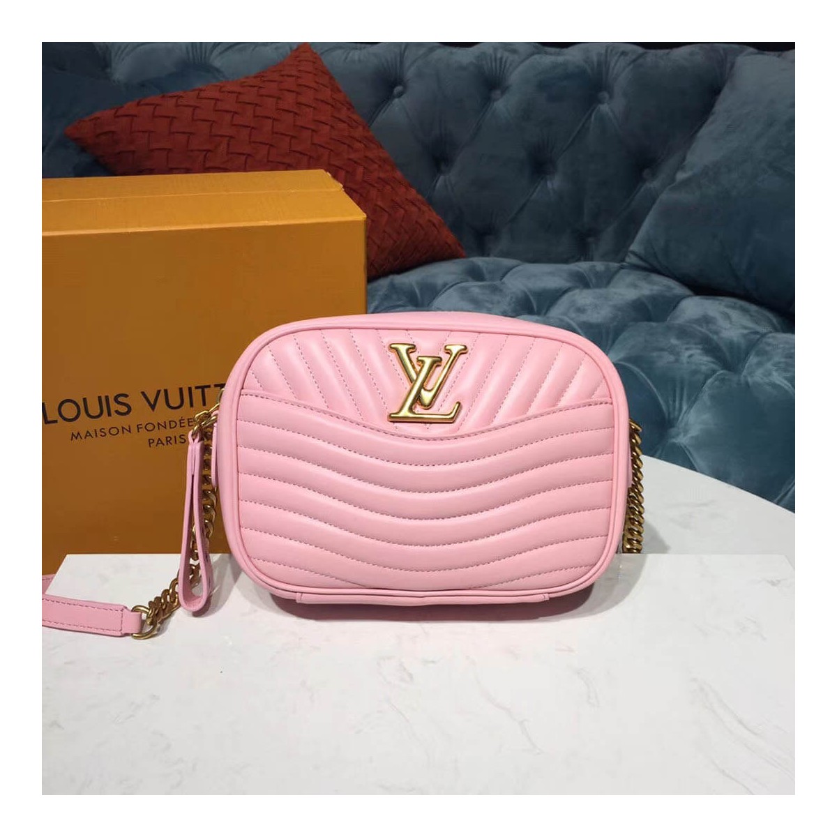 Louis Vuitton New Wave Camera Bag M53682 Louis Vuitton New Wave Camera Bag M53682